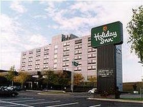 holiday Inn St. Paul-I-94-East (3M Area)