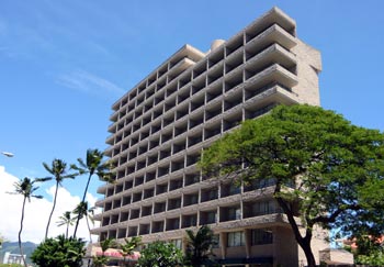 Waikiki Sand Villa Hotel