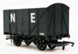 Hornby Hobbies LWB Closed Van Rolling Stock