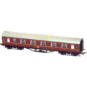 Hornby LMS Standard Period 3 Corridor 1st Class Coach