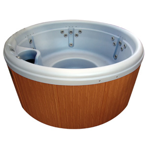 Tub - The GC220 LED Spa