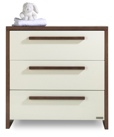 Latitude Chest of drawers