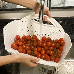 JML Fold` Store Colander