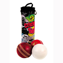 CRICKET BALL SET AK301