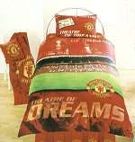 KY Pro Manchester United Theatre of Dreams Duvet Set