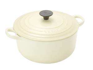 LE CREUSET 24cm Round Cast Iron Casserole Almond