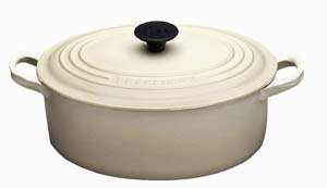 LE CREUSET 27cm Oval Cast Iron Casserole Almond