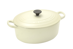 le creuset Cast Iron 25cm Oval Casserole -  Almond