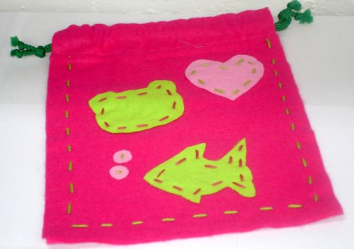 Felt kit: heart bag