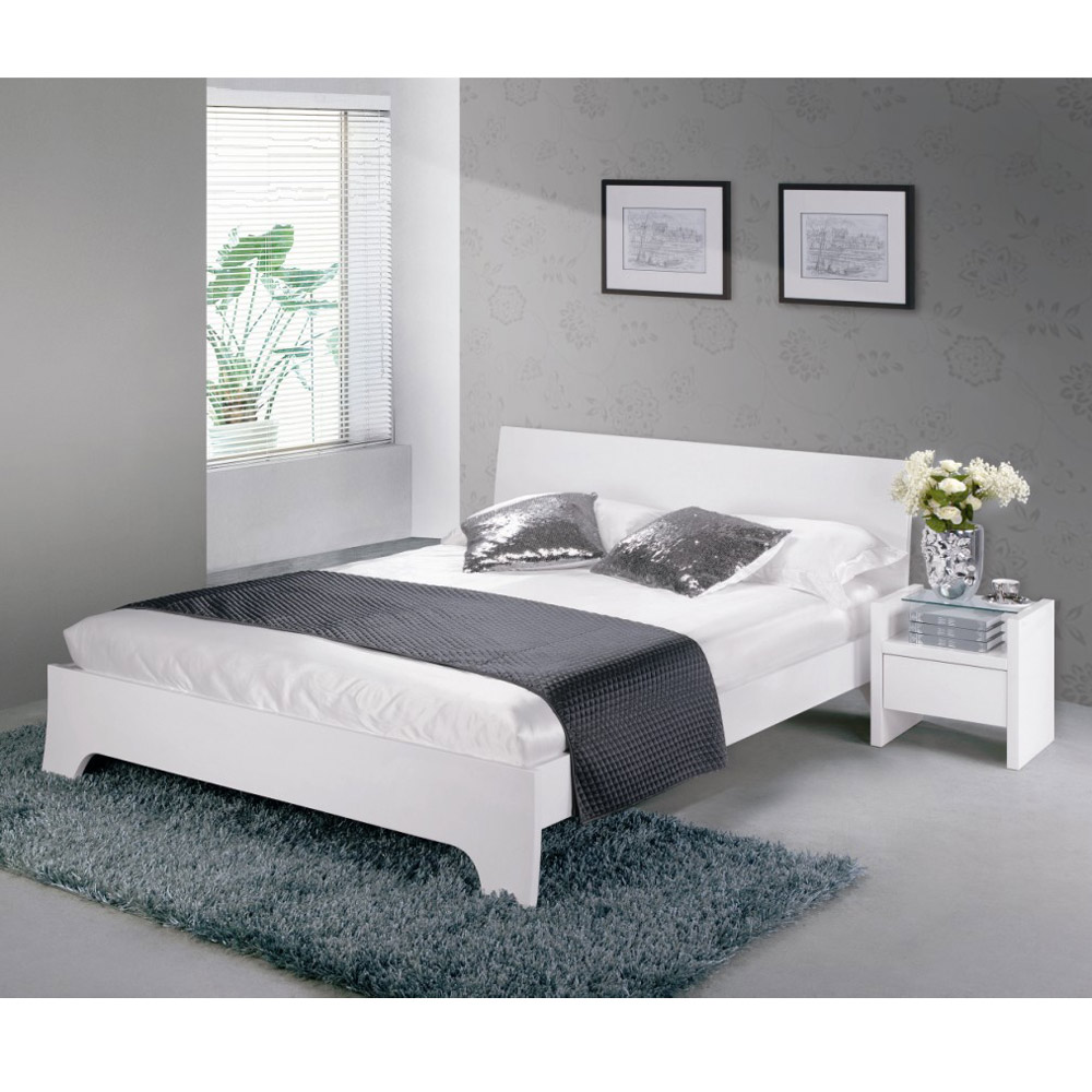 5Ft Phobos White Bedstead