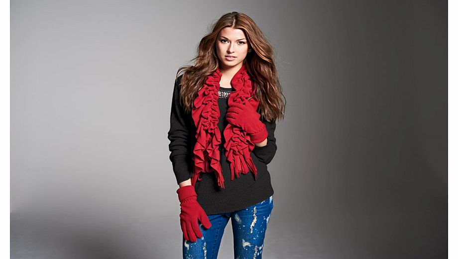 Freya Ruffle Fleece Scarf Set