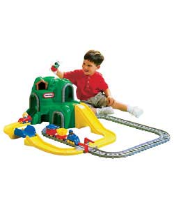 Little Tikes Peak Road N Rail Set