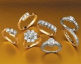 18-carat trilogy on twist mount ring