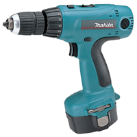 Makita 6337Dwde3 14.4v Cordless Drill Driver   3 Batteries 2.6Ah NiMh