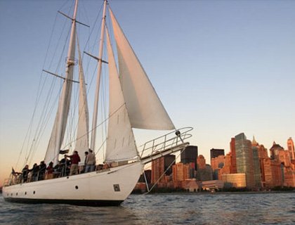 Manhattan by Sail Sunday Wine Tasting Sail