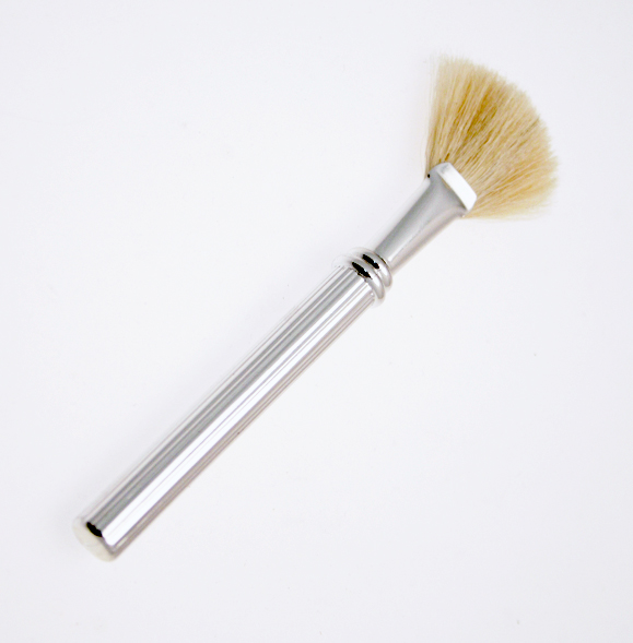 Fan Brush