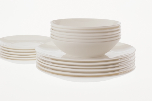 Cashmere 18 Piece Coupe Dinner Set