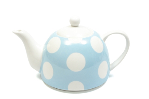 Maxwell and Williams Polka Dot Tea Pot 800ml Blue