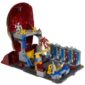 Iron Man 2 Hall of Armour Playset