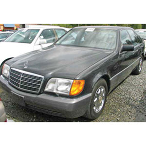 mercedes Benz 300SE Lang Black