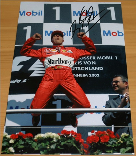 MICHAEL SCHUMACHER HAND SIGNED 10 x 6 INCH