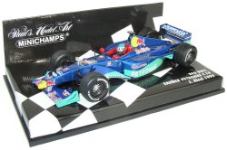 Minichamps 1:43 Scale Sauber Petronas C18 Race Car 1999 - J.Alesi