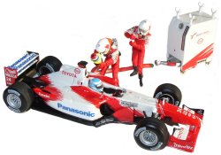 Minichamps 1:43 Scale Toyota Panasonic 2002 Refueller Set