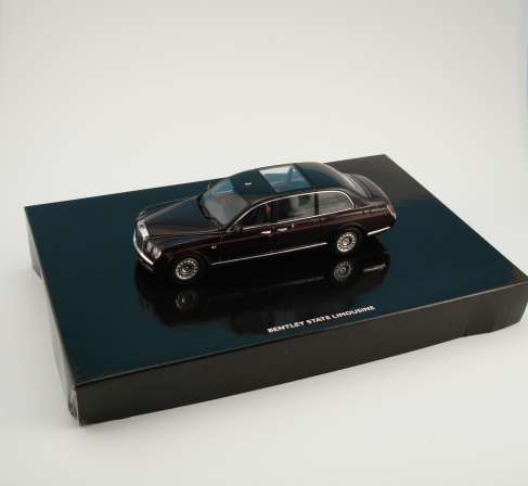 Minichamps Bentley State Limousine