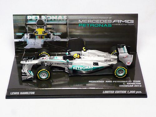 Minichamps Mercedes AMG Petronas F1 Team L HAMILTON SHOWCAR 2013