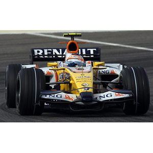 Minichamps Renault R28 Car #6 2008