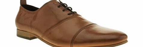 momentum Tan Augustus Oxford Shoes