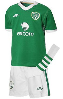 Umbro 2010-11 Ireland Little Boys Home Kit