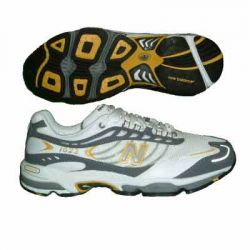 New Balance M1023 (2E) Running Shoe