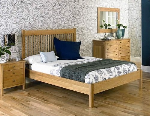 Oak Slatted Bedstead - 135cm