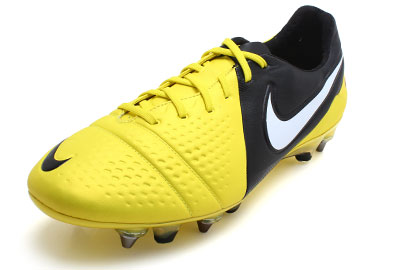 Nike CTR 360 Maestri III SG Pro Football Boots Sonic