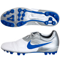 Nike CTR360 Libretto Artificial Ground Football