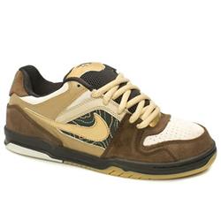 Nike Male Air Zoom Oncore Suede Upper in Brown