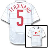 Manchester United European Shirt 2003/05 with Ferdinand 5 printing.