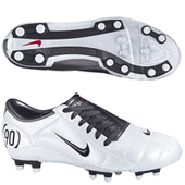 Nike Total 90 III Firm Ground - White/Charcoal.