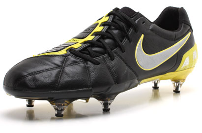 Total 90 Laser III K-SG Football Boots