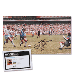 Maradona Signed Goal of the Century Photo (18``