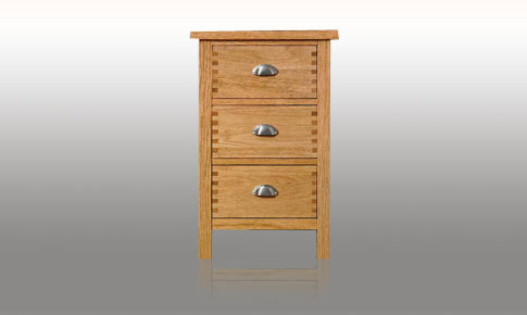 Oakland 3 drawer Bedside Chest