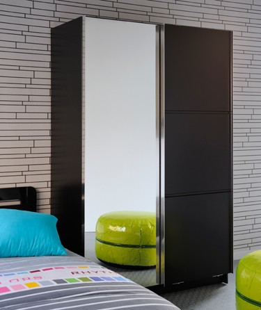 Sliding Wardrobe with Mirror