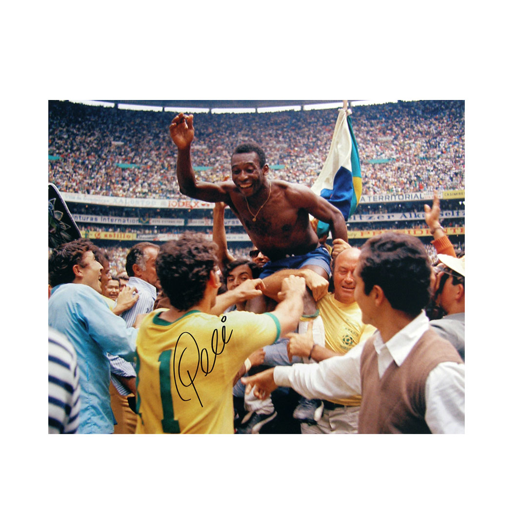 pele Signed Photo - Winning the World Cup