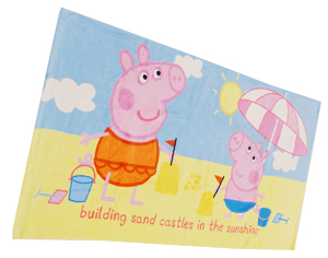 `uilding Sand Castles`Towel