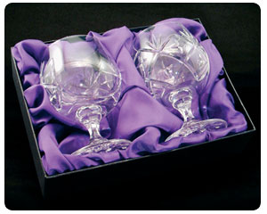 Personalised Cut Crystal Wine Glasses (Pair)