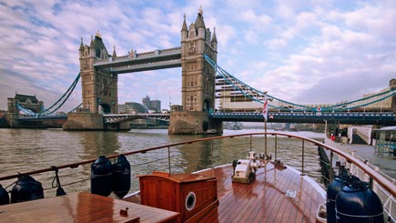 Sunday Lunch Cruise on the Thames