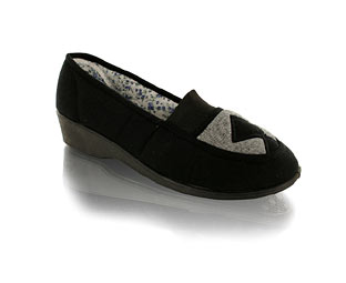 Fabulous Canvas Shoe With Elastic Gusset Detail