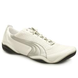 Puma Male Scattista Lo Sf Leather Upper Fashion Trainers in White and Silver