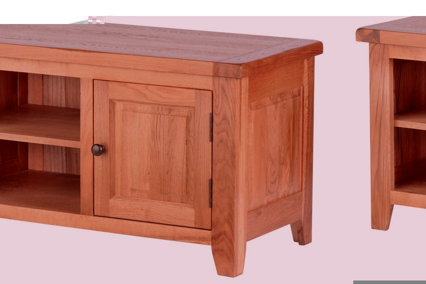 Richmond Oak Small TV Cabinet